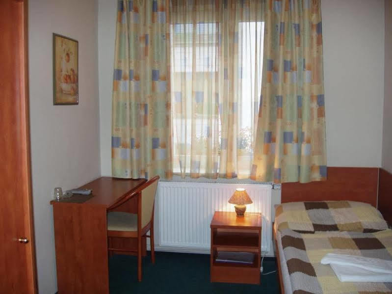 Hotel U Hvezdy Praag Buitenkant foto